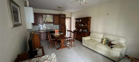 Villa de 3 dormitorios en Porto Mantovano, Italy No. 363383 3