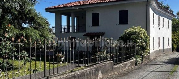 6 bedrooms House in Maranzana, Italy No. 351264 11