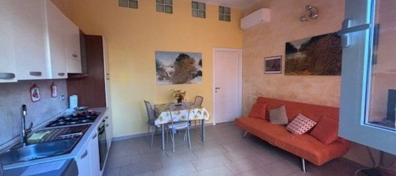 2 bedrooms Apartment in Borghetto Santo Spirito, Italy No. 376003 2