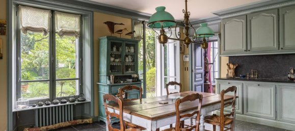 5 bedrooms House in Paris, France No. 139732 24