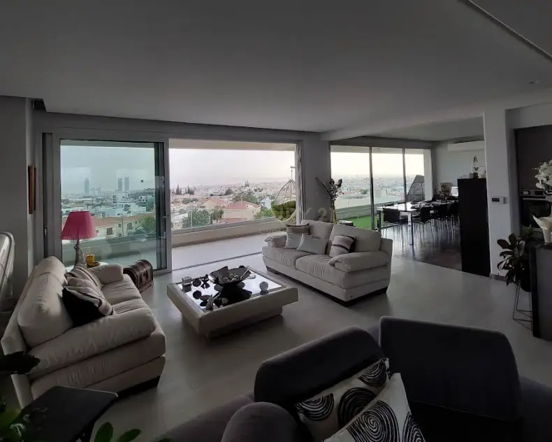 3 bedrooms Apartment in Agios Athanasios, Cyprus No. 4381