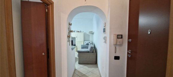 Apartamento de 2 divisões em Lomazzo, Italy N.º 183330 9