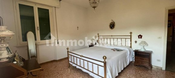 3 bedrooms Apartment in Florence, Italy No. 361820 12