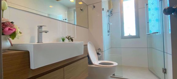 Condominio de 2 dormitorios en Huai Khwang, Thailand No. 4361 17