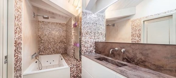 Пентхаус с 4 комнатами в Сереньо, Италия № 13535 12