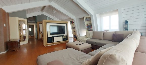 Пентхаус с 4 комнатами в Сереньо, Италия № 13535 15