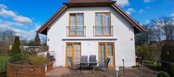 Casa de 3 dormitorios en Minden-Lubbecke, Germany No. 297635 2