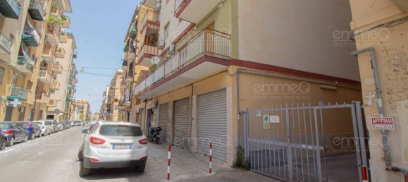 3 Schlafzimmer Wohnung in Palermo, Italy, Nr. 319336 3
