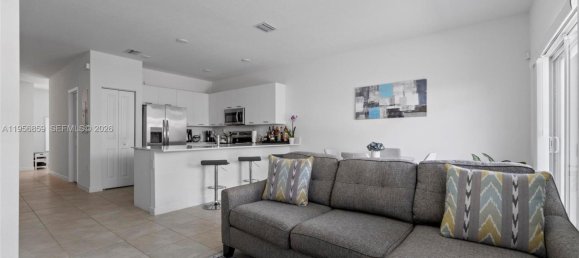 3 dormitorios villa en venta en Miami, Miami-Dade, Florida, USA № 615308 14
