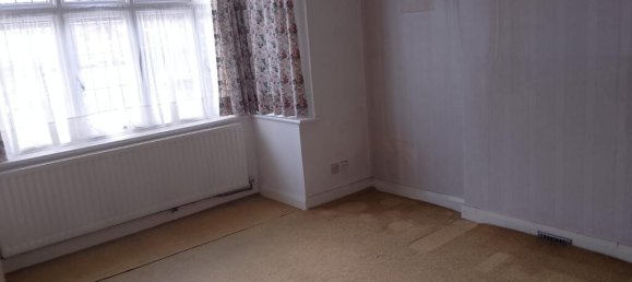 4 Schlafzimmer Bungalow in Leatherhead, United Kingdom, Nr. 10436 15