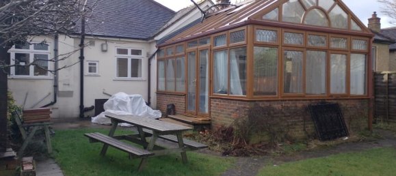 4 Schlafzimmer Bungalow in Leatherhead, United Kingdom, Nr. 10436 24