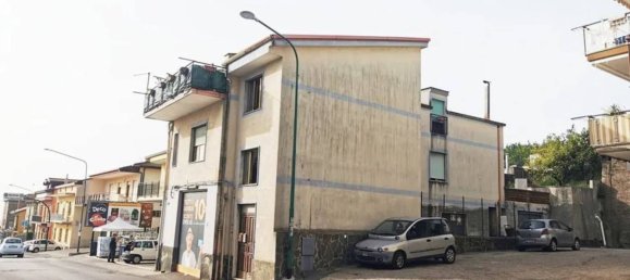 3 chambres Appartement à Montecorvino Rovella, Italy No. 113794 2