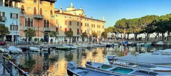 2 bedrooms Apartment in Desenzano del Garda, Italy No. 187860 4