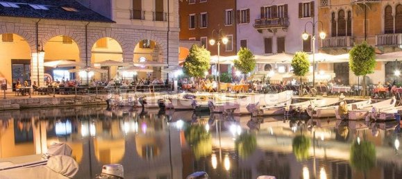 2 bedrooms Apartment in Desenzano del Garda, Italy No. 187860 17