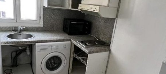 1 bedroom Apartment in Paris, France No. 172244 3