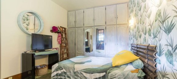 5 bedrooms House in Yvelines, France No. 331325 15