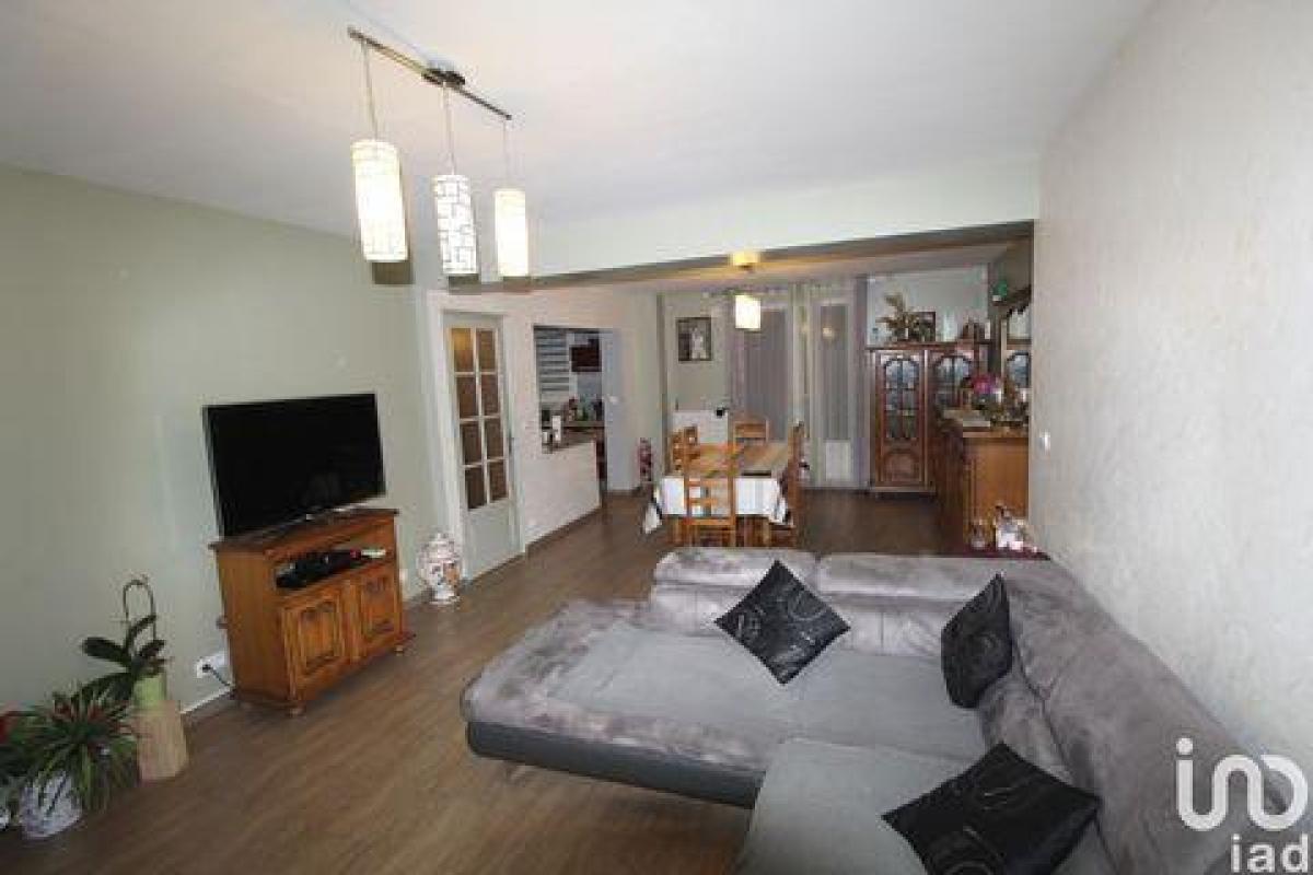 Casa T3 em Stains, France N.º 28541