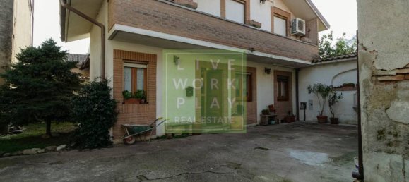 3-Zimmer Villa in Milan, Italy, Nr. 242584 2