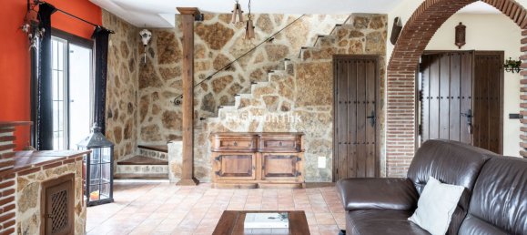 Villa de 4 dormitorios en Mijas, Spain No. 148226 9