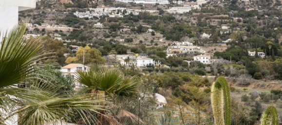 Villa de 4 dormitorios en Mijas, Spain No. 148226 35