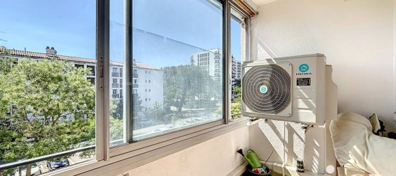 2 bedrooms Apartment in Perpignan, France No. 297496 3