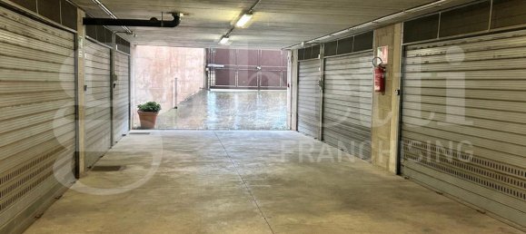 16m² Garage in Marino, Italy No. 158917 3