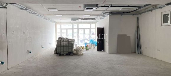 Шопхаус 260м² в Корми, Мальта № 12526 5