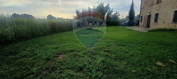 3 Schlafzimmer Villa in Ferrara, Italy, Nr. 307331 5