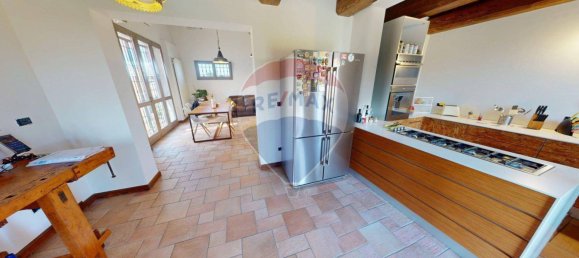 3 Schlafzimmer Villa in Ferrara, Italy, Nr. 307331 7