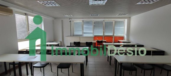 5 rooms Office in Potenza, Italy No. 288970 3