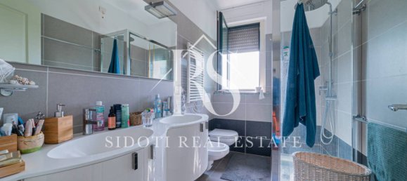 4 bedrooms Apartment in Segrate, Italy No. 2553 48