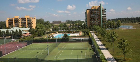 4 bedrooms Apartment in Segrate, Italy No. 2553 45