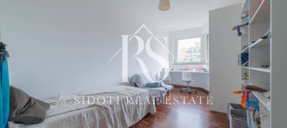 4 bedrooms Apartment in Segrate, Italy No. 2553 12