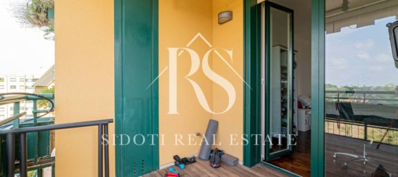 4 bedrooms Apartment in Segrate, Italy No. 2553 9