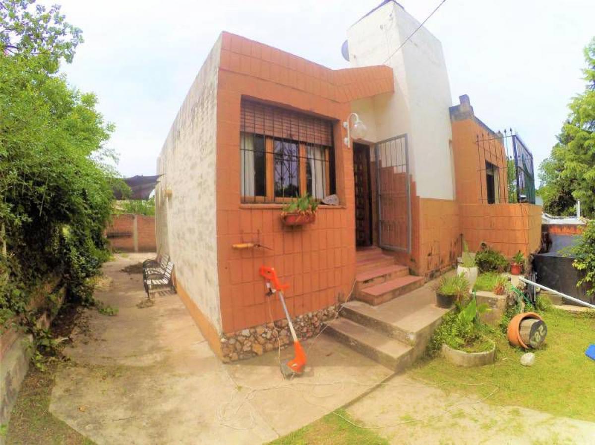 2 bedrooms House in Cordoba, Argentina No. 61552