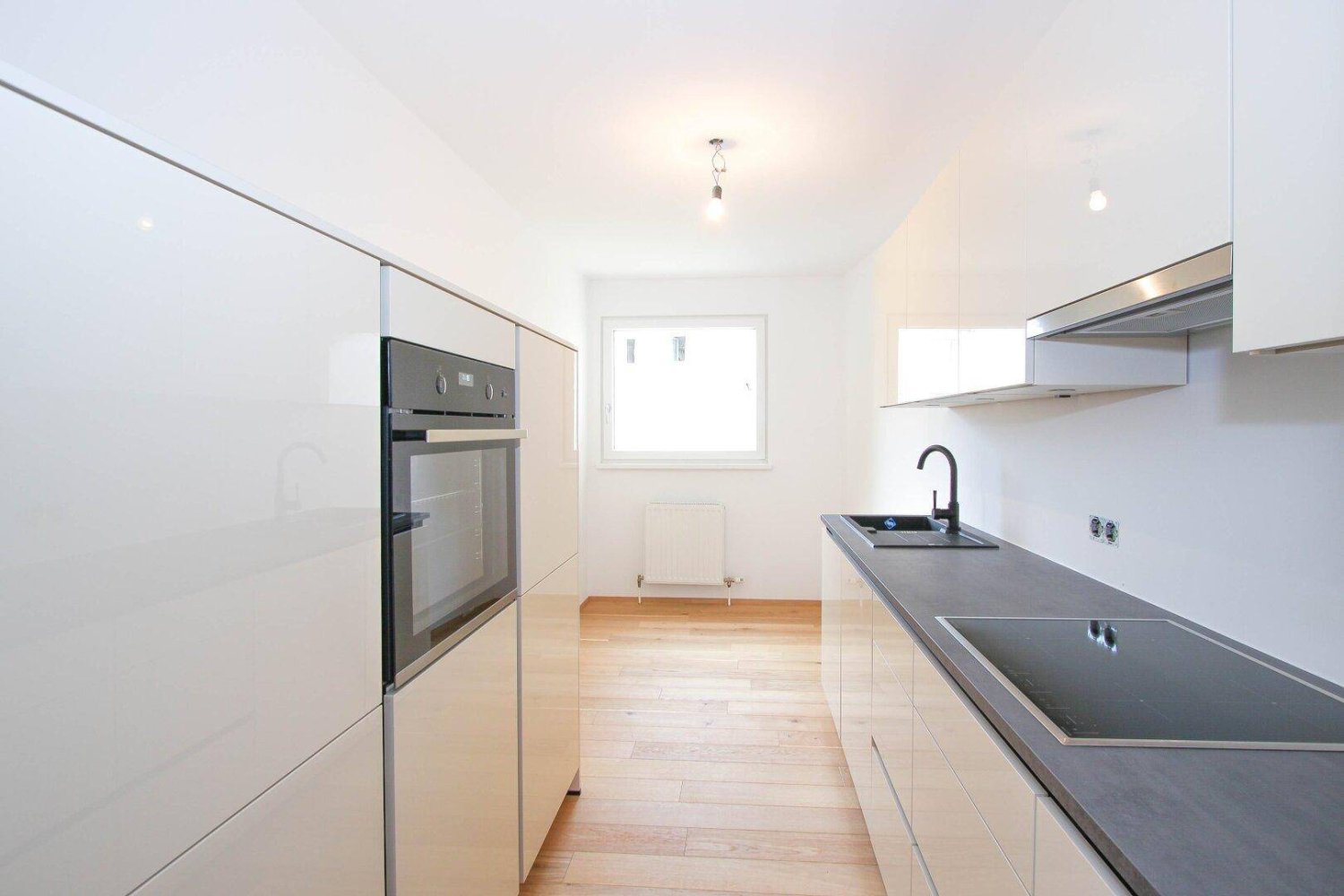 Apartamento de 2 habitaciónes en Brigittenau, Austria No. 245723