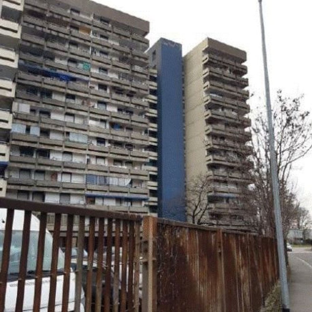 2غرفة شقة في Baranzate, Italy رقم 187501