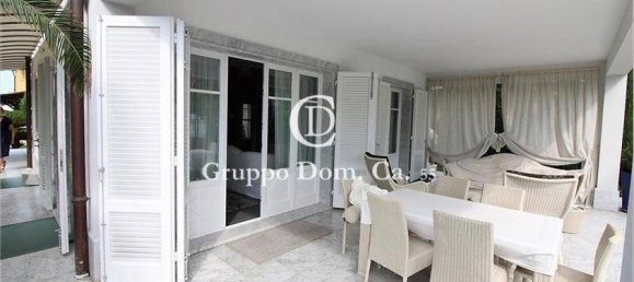 4 bedrooms Villa in Forte dei Marmi, Italy No. 194188 13