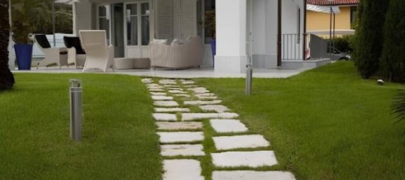 4 bedrooms Villa in Forte dei Marmi, Italy No. 194188 4