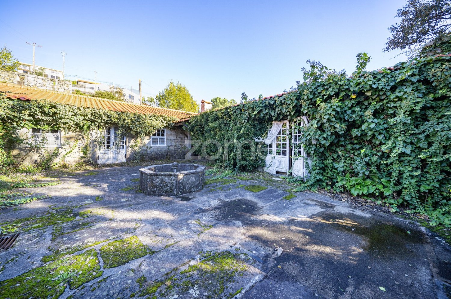  Castillos de 4 dormitorios en Felgueiras, Portugal No. 86936