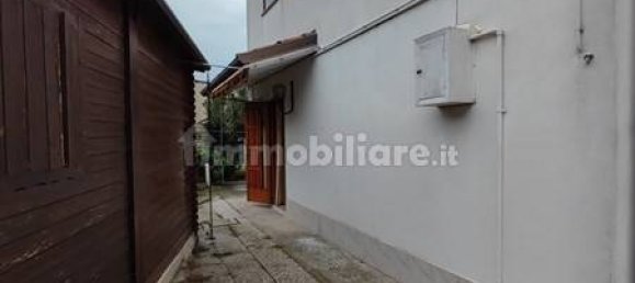 2 bedrooms Villa in Bondeno, Italy No. 161314 22