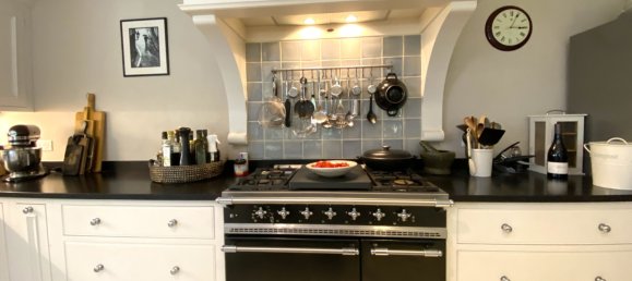 5 Schlafzimmer Villa in Uzes, France, Nr. 322510 11