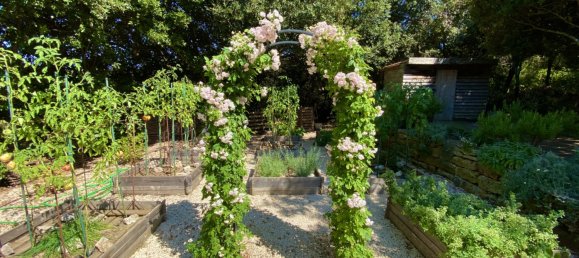 5 Schlafzimmer Villa in Uzes, France, Nr. 322510 24