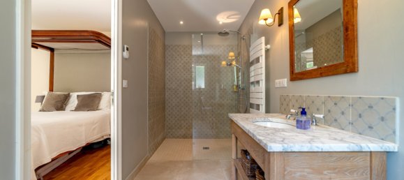 5 Schlafzimmer Villa in Uzes, France, Nr. 322510 19