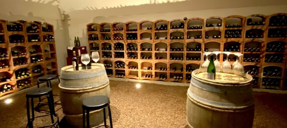 5 Schlafzimmer Villa in Uzes, France, Nr. 322510 12