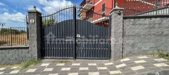 Villa de 4 dormitorios en Catania, Italy No. 360955 38