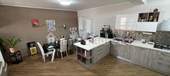 Villa de 4 dormitorios en Catania, Italy No. 360955 32