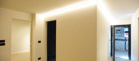 6 bedrooms Villa in Turin, Italy No. 121598 47