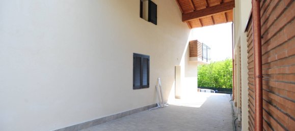 6 bedrooms Villa in Turin, Italy No. 121598 23