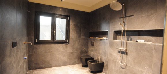 6 bedrooms Villa in Turin, Italy No. 121598 42